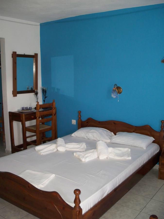 Pirgari Rooms Sikinos Alopronia Exterior foto