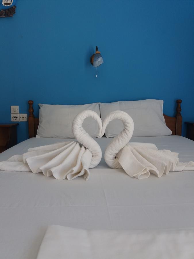 Pirgari Rooms Sikinos Alopronia Exterior foto