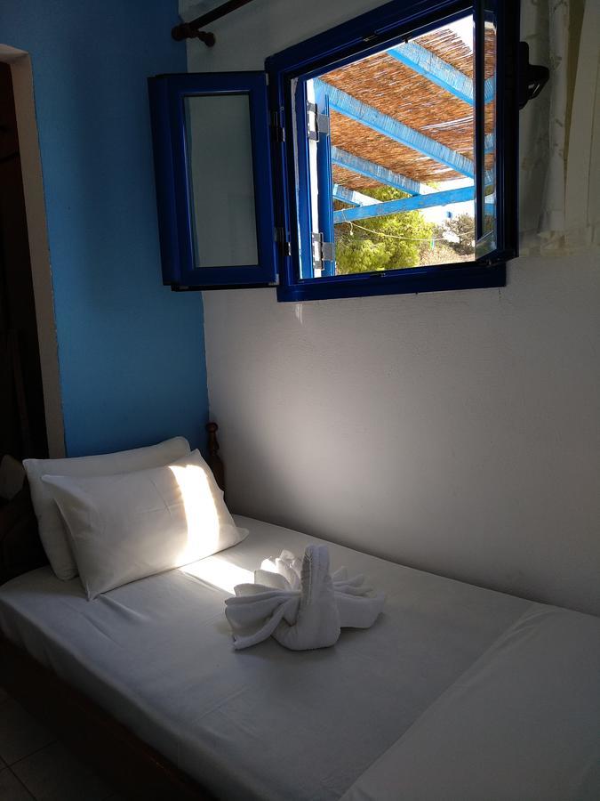 Pirgari Rooms Sikinos Alopronia Exterior foto