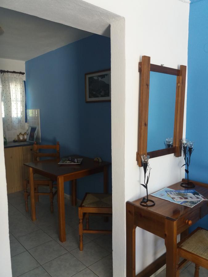 Pirgari Rooms Sikinos Alopronia Exterior foto